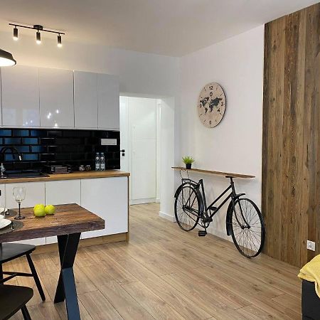 Niron Apartamenty Plac Konstytucji 皮拉 外观 照片
